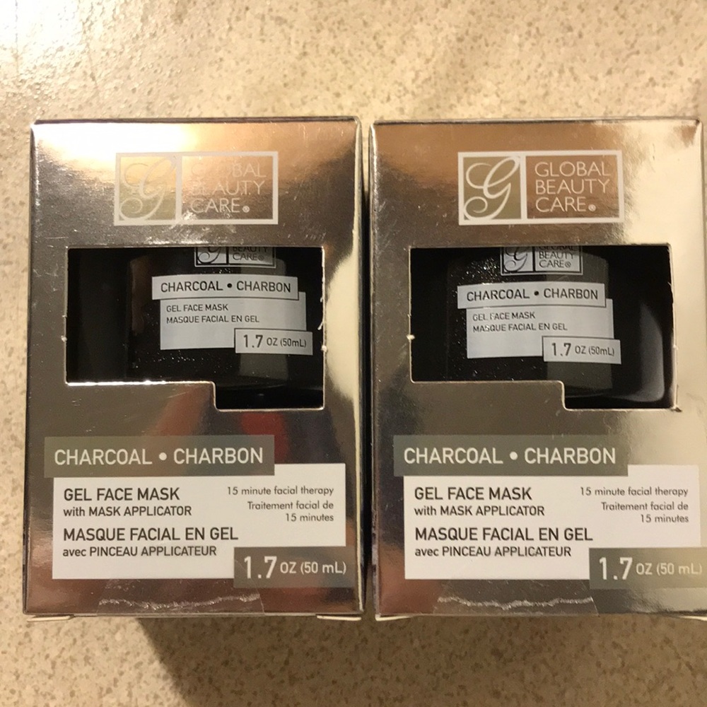 Charcoal Gel Face Mask W/ Applicator